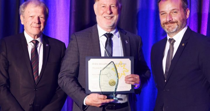 Marc Demers reçoit le prix Jean-Paul-L’Allier de l’Ordre des urbanistes du Québec
